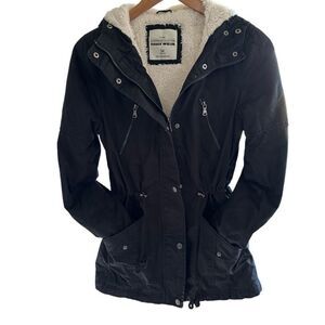 Tally Weijl ~ outerwear collection ~ black overcoat with plush lining ~ size 34